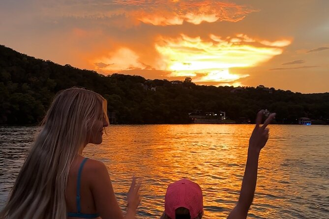 2 hr Sunset Boat Cruise on Lake Austin. BYOB (Single Tickets) - Hula Hut docking stop: drinks, shade breaks, and island-style vibes in Austin