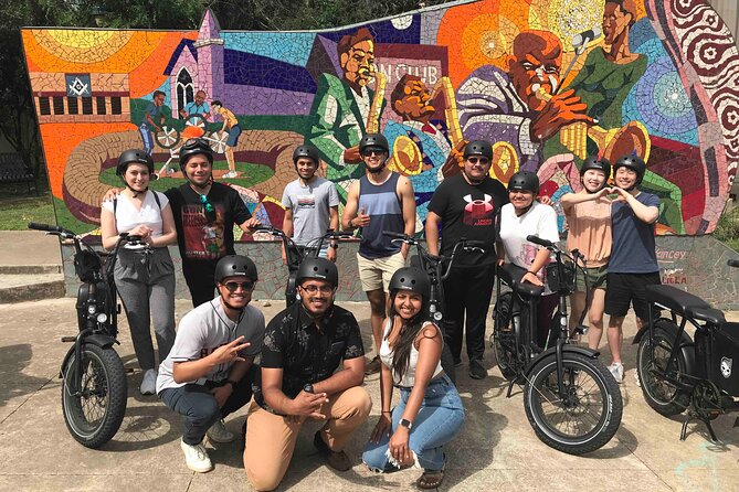 Austin Biker Gang E-Bike Tour - The Long Center and Lady Bird Lake Trail: Culture Meets a Real Walkway