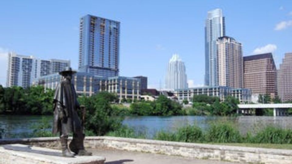 Austin: City and Hill Country Non-Stop Tour in a Mercedes - Key highlights worth your attention