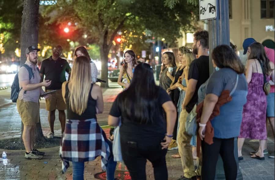 Austin: Downtown Austin Haunted History Tour - The walking part: a 1.5-mile route you can handle on an evening schedule