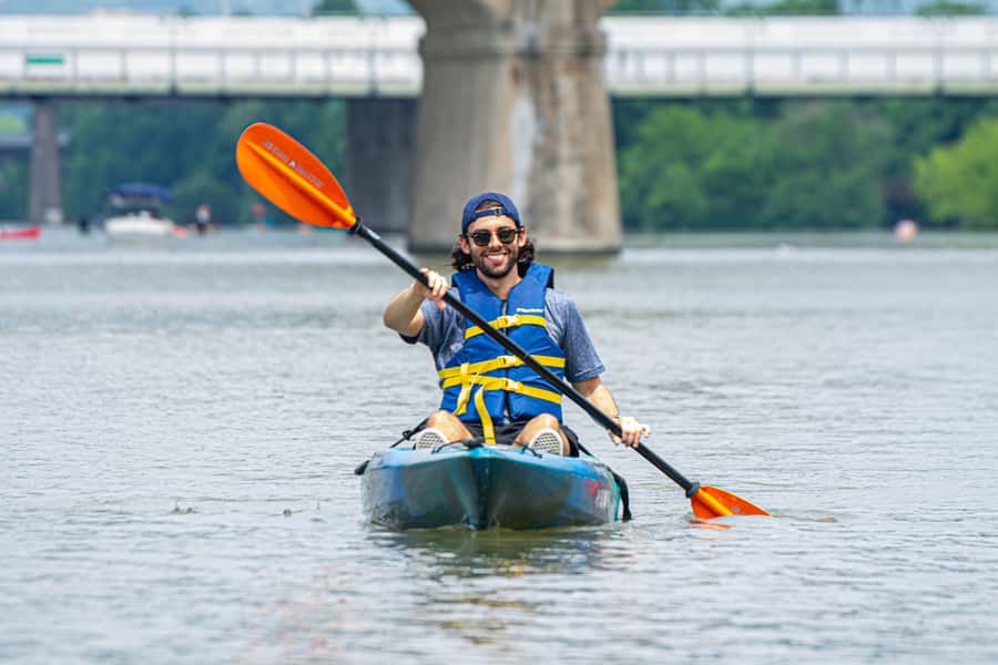 Austin: Downtown Skyline Kayaking Tour - Lady Bird Lake (Town Lake): skyline views with breathing room
