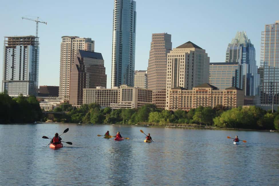 Austin: Kayak and Canoe Rental on Lady Bird Lake - Gear and Supplies: What’s Included vs. What You Must Bring