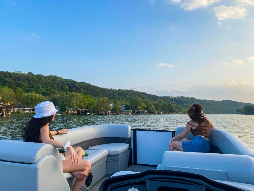 Austin: Lake Austin Scenic Guided Boat Tour - Full Sun Shade - Nalle Bunny Run Wildlife Preserve: Protected Species and Possible Wake-Surf Action