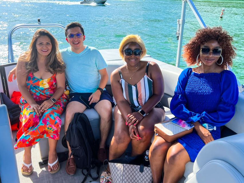 Austin: Lake Austin Scenic Guided Boat Tour - Full Sun Shade - Contemporary Austin at Laguna Gloria: Art, Architecture, and a Name You Recognize