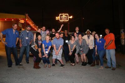 Austin: Live Music Crawl - Meeting at the Driskill Bar and how the night moves