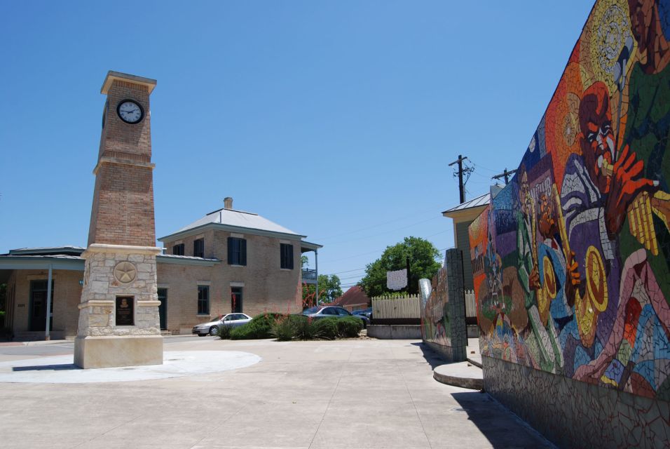 Austin: Panoramic City Center Tour with Stops - Should you book the Austin Panoramic City Center Tour?