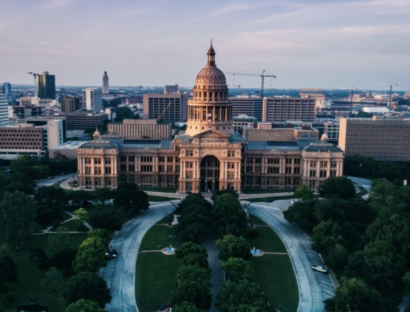 Austin: Sunset Boat Cruise with Bat Watching - Congress Avenue Bridge Bats (March–October): What You’ll Really See