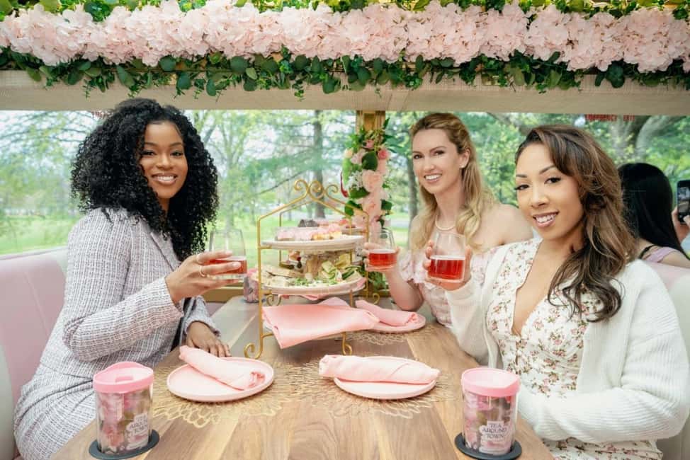 Austin: Tea Around Town Bus Tour with Live Music - The $69 question: is it good value for 90 minutes?