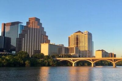 Austin's Afternoon Stroll - Willie Nelson and the Moody Theater block: live music with context