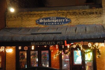 Downtown Austin Live Music Pub Crawl - Friends Bar: settle into local blues and rock