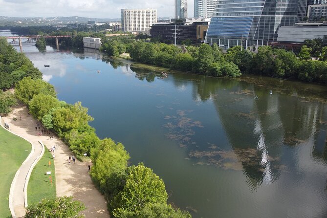 Downtown Austin Skyline Clear Kayak Tour at Lady Bird Lake - Stop 2: South Congress Bridge and the bat moment