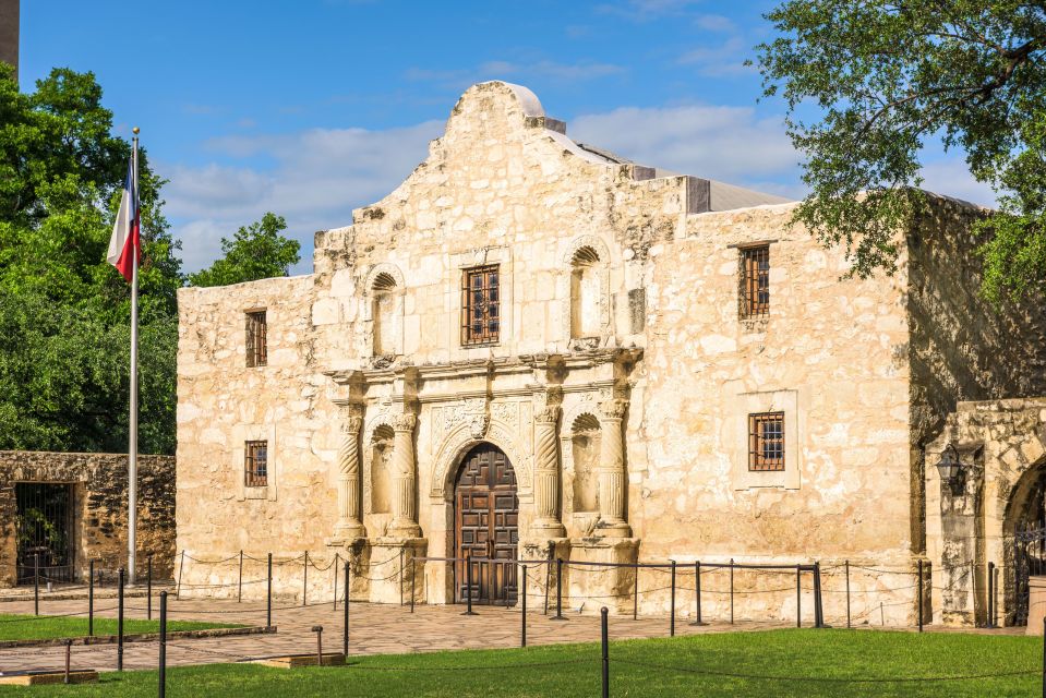 From Austin: San Antonio Day Trip with Alamo and Boat Cruise - The Ride South: Mercedes Van, Small Group Vibes, and a Buc-ee’s Pit Stop