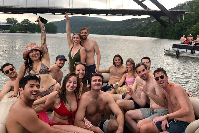 Private 2hr Scenic Boat Cruise Lake Austin- BYOB- Fits 15 People - Price and Group Size: When $299 for Up to 15 People Feels Worth It