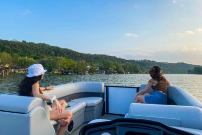 Scenic 2HR Austin Guided Lake Tour: Small Group & Full Sun Shade - Sun shade and safety: what’s included and what you should still bring