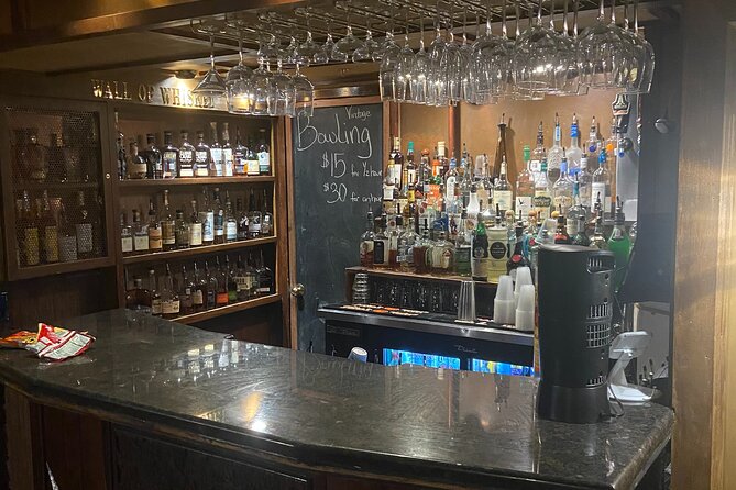 Small Group Pub Walk Tour in Austin with Professional Guide - Small Group Size (Max 12) and Why It Changes the Night