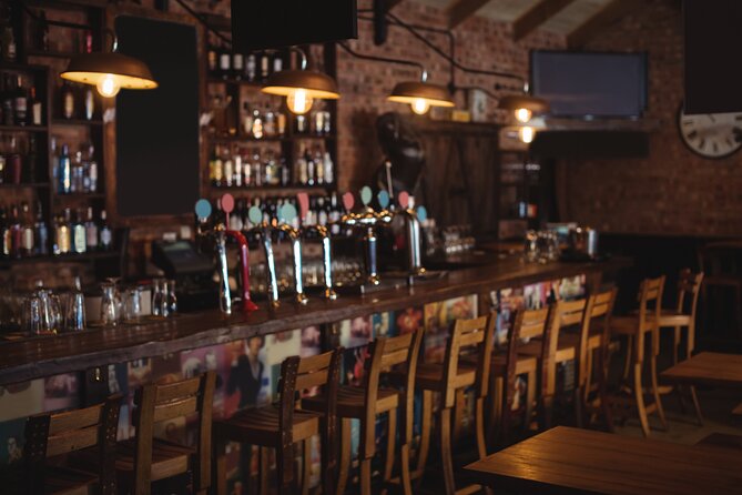 Small Group Pub Walk Tour in Austin with Professional Guide - The Storytelling Engine: Pro Guides and Real Austin Detail