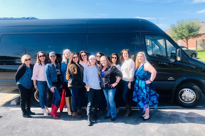 Texas Hill Country Group Wine Tour by Limousine - Getting on the road: the Austin meeting point you should actually find