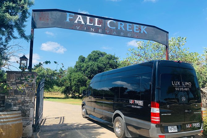 Texas Hill Country Group Wine Tour by Limousine - The limousine part: Lux Limo and the pacing you feel right away