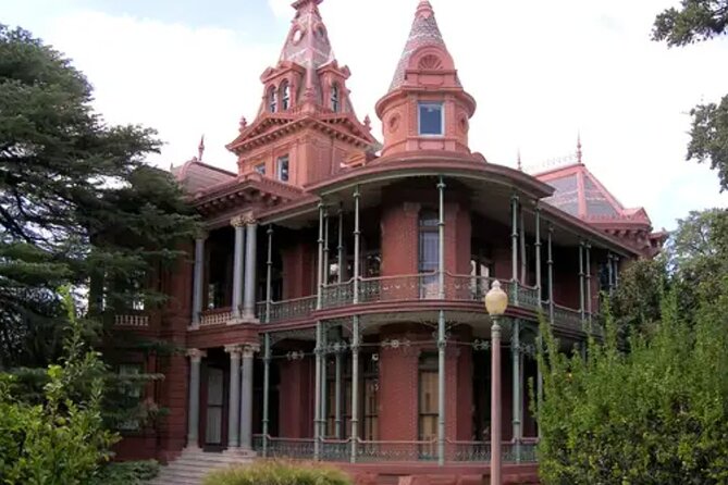 The Ghosts of Austin Walking Tour - Stop 1: The Capitol’s Ghost Stories and the Red-Dress Mystery