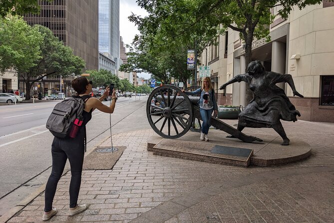 The Story of Austin: Downtown History Walking Tour - Getting your bearings: the route, distance, and comfort reality