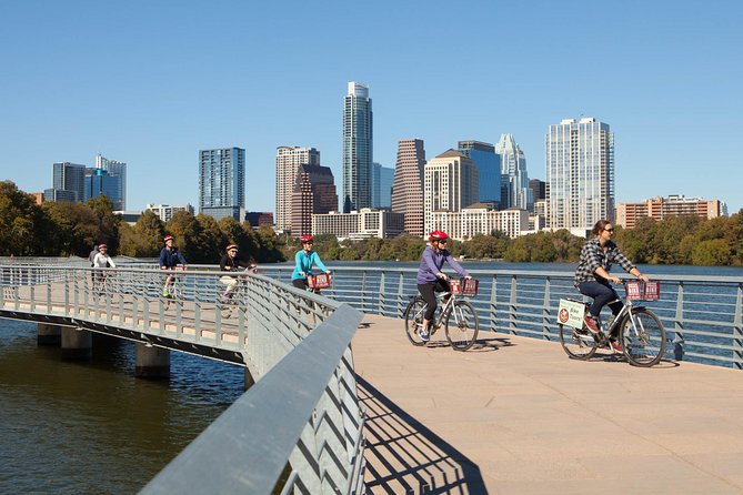Town Lake Trail Bike Tour in Austin - Your 90-minute flow: setup, safety, sights, and bike return